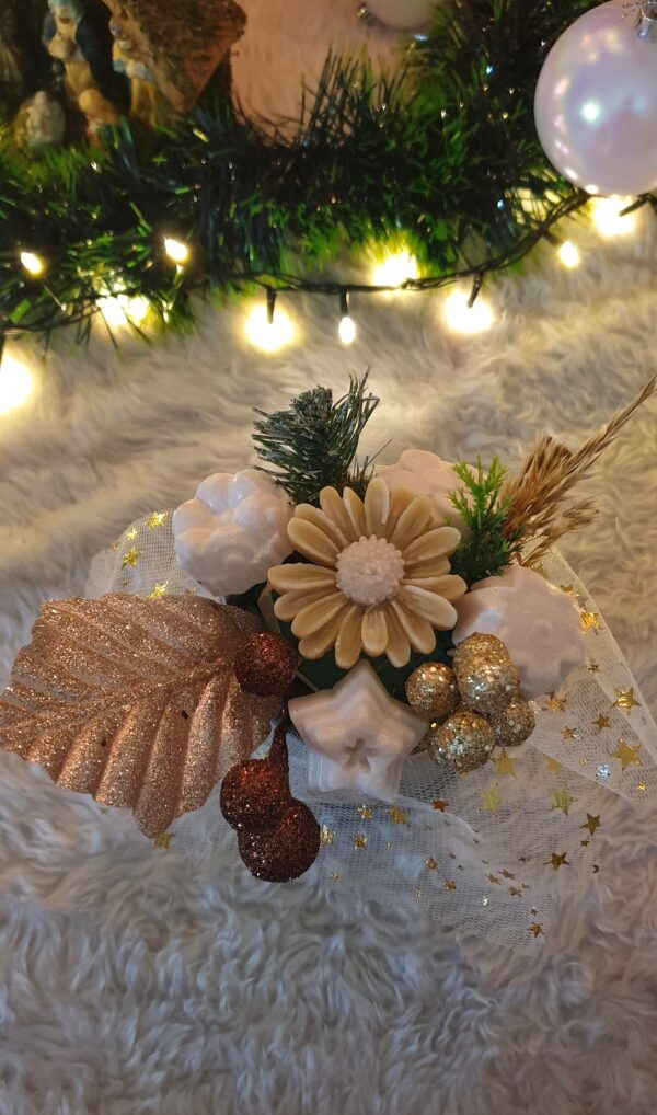 Flowers made of candle in a box (006) - Image 3