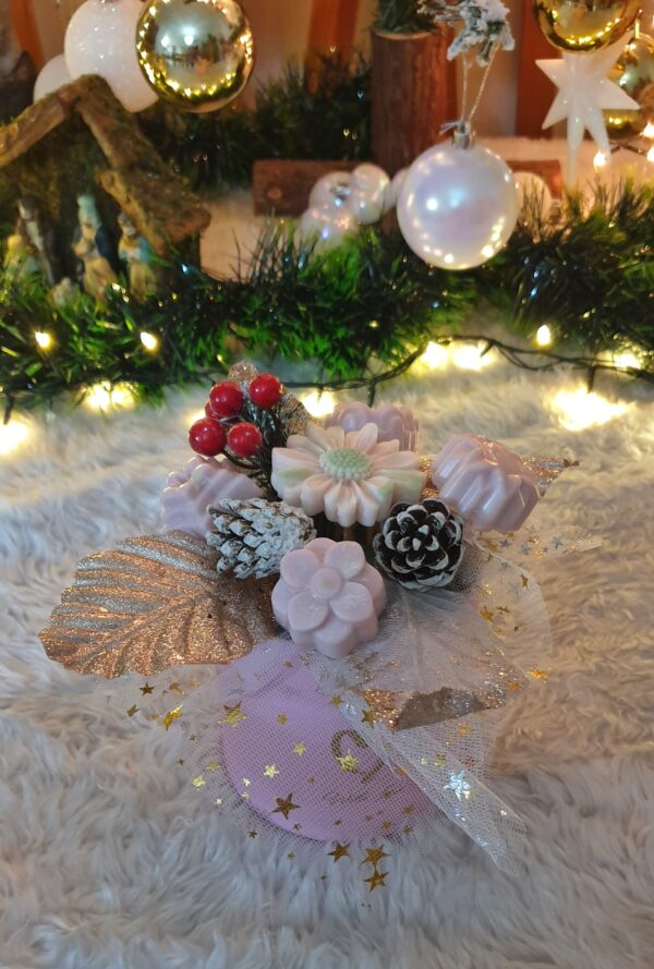 flowers made of candle  in a box (003) - Image 2